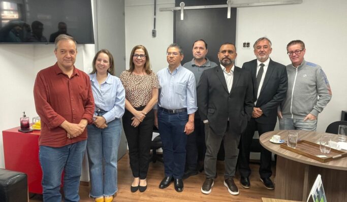 Diretoria da Apatej trata de isenção de pedágio para Oficiais de Justiça na Alesp